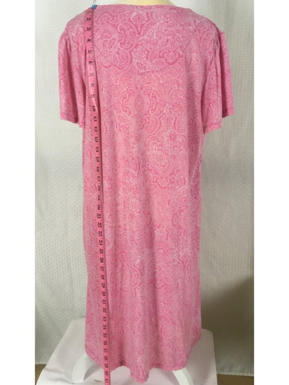 Secret Treasures Nightgown Sz 2X Pink White Paisley Embroidered Flower Buttons - Picture 6 of 14
